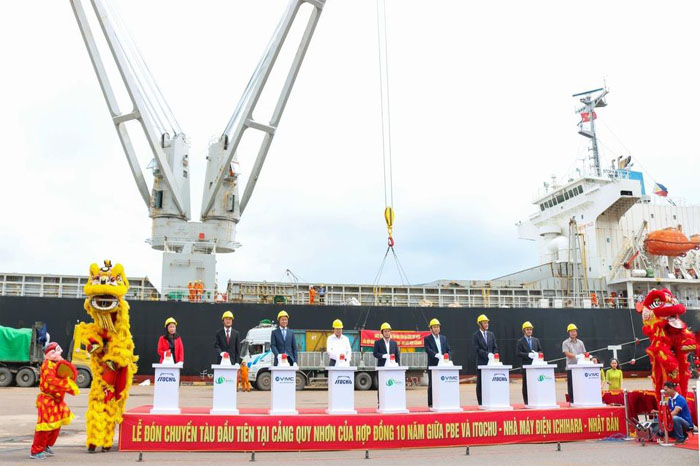 Lễ đón chuyến tàu Nhật Bản tại cảng Quy Nhơn