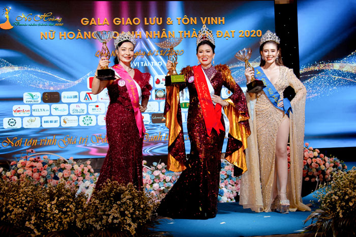 Nữ doanh nhân thành đạt