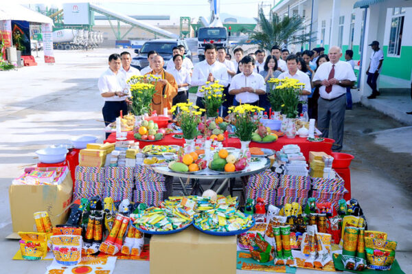 Sự kiện Lễ khai trương bê tông Mekong